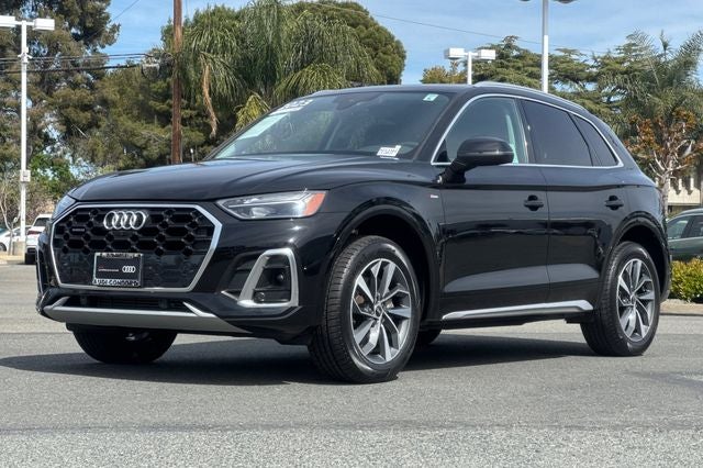 2023 Audi Q5 45 S line Premium quattro