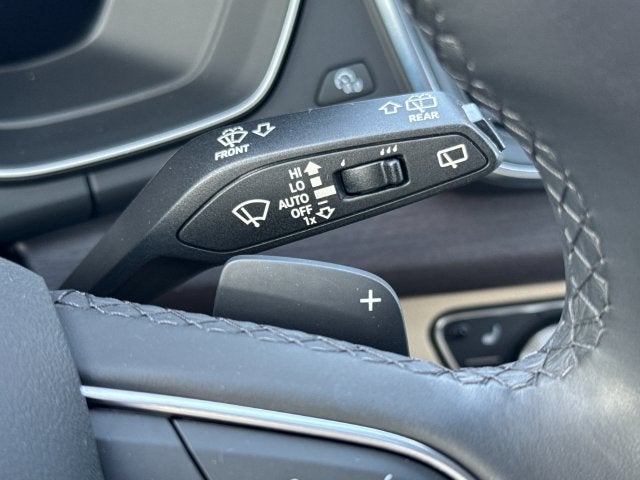 2023 Audi Q5 45 S line Premium Plus quattro