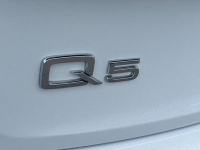 2023 Audi Q5 45 S line Premium quattro