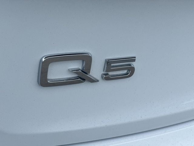 2023 Audi Q5 45 S line Premium quattro