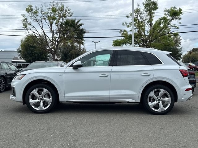 2023 Audi Q5 45 S line Premium quattro