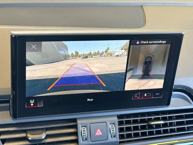 2023 Audi Q5 45 S line Premium quattro