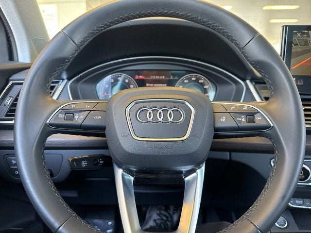 2023 Audi Q5 45 S line Premium quattro