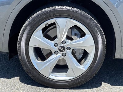 2023 Audi Q5 45 S line Premium quattro