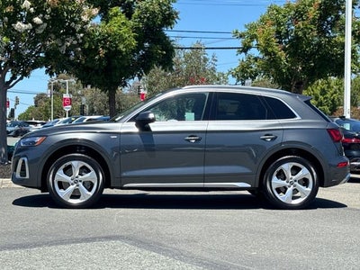 2023 Audi Q5 45 S line Premium quattro