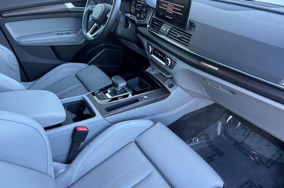 2023 Audi Q5 45 S line Premium quattro