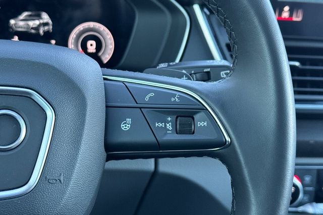 2023 Audi Q5 45 S line Premium quattro