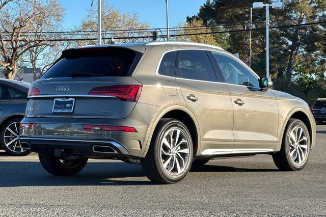 2023 Audi Q5 45 S line Premium quattro
