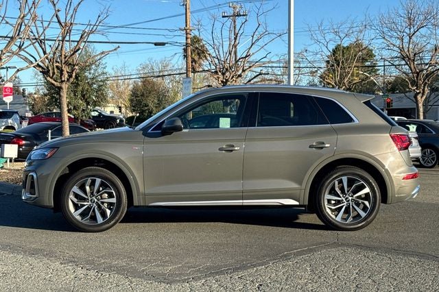 2023 Audi Q5 45 S line Premium quattro