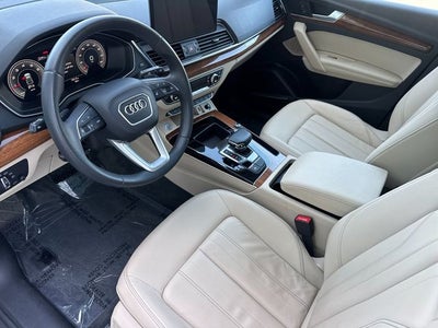 2023 Audi Q5 45 S line Premium quattro