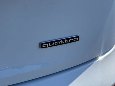 2023 Audi Q5 45 S line Premium quattro
