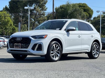 2023 Audi Q5 45 S line Premium quattro
