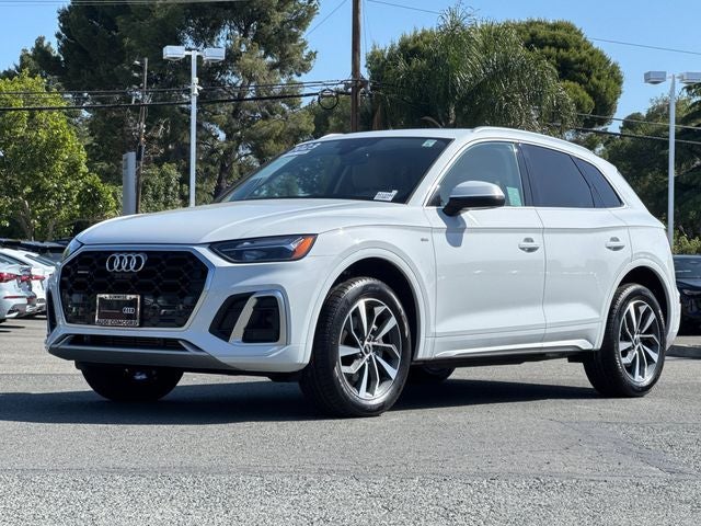 2023 Audi Q5 45 S line Premium quattro