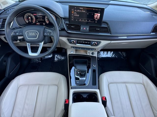 2023 Audi Q5 45 S line Premium quattro