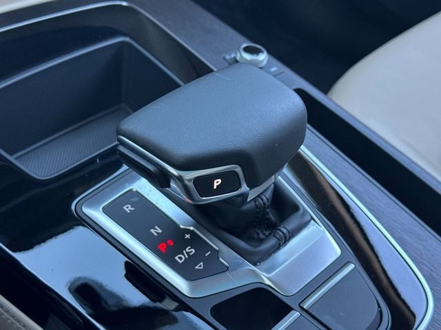 2023 Audi Q5 45 S line Premium quattro