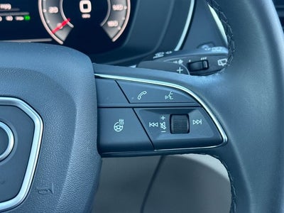 2023 Audi Q5 45 S line Premium quattro