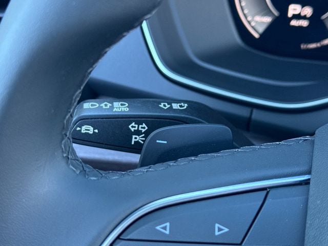 2023 Audi Q5 45 S line Premium quattro