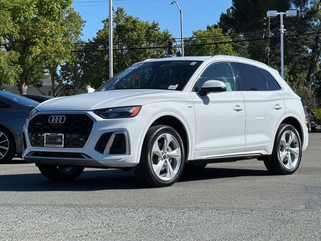 2023 Audi Q5 45 S line Premium quattro
