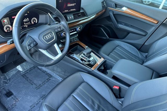 2023 Audi Q5 45 S line Premium Plus quattro