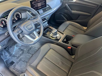2023 Audi Q5 45 S line Premium quattro