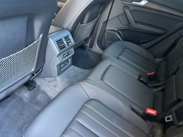 2023 Audi Q5 45 S line Premium quattro