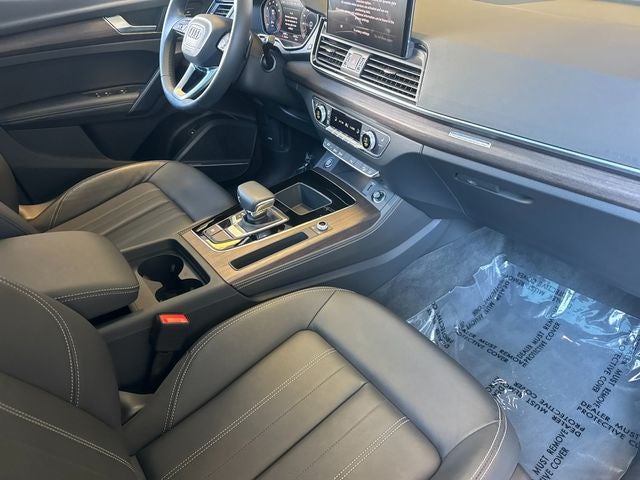 2023 Audi Q5 45 S line Premium quattro