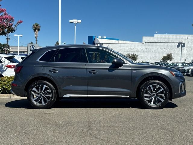 2023 Audi Q5 45 S line Premium quattro