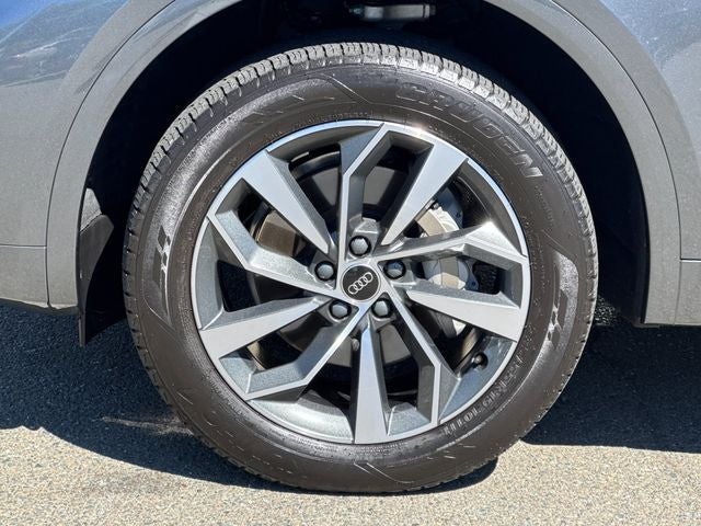 2023 Audi Q5 45 S line Premium quattro