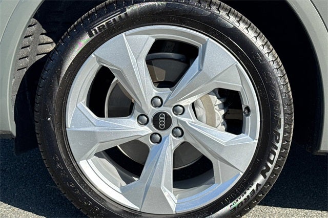 2025 Audi Q5 45 S line Premium Plus quattro