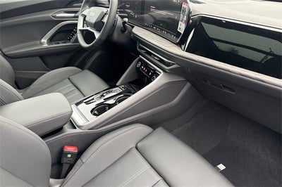 2025 Audi Q5 2.0T Premium Plus quattro