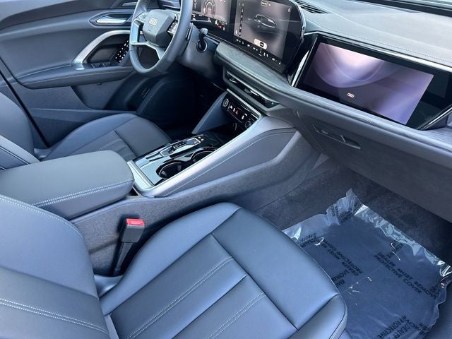 2026 Audi Q5 2.0T Premium Plus quattro