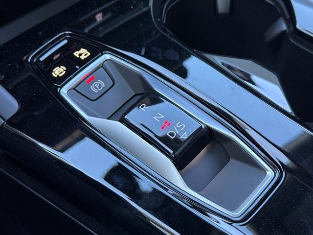 2026 Audi Q5 2.0T Premium Plus quattro