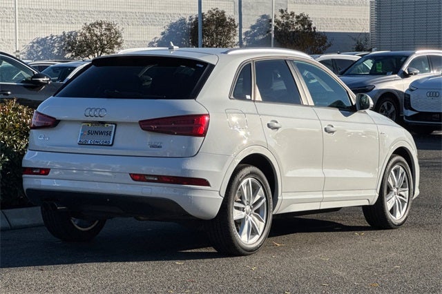 2018 Audi Q3 2.0T Premium quattro