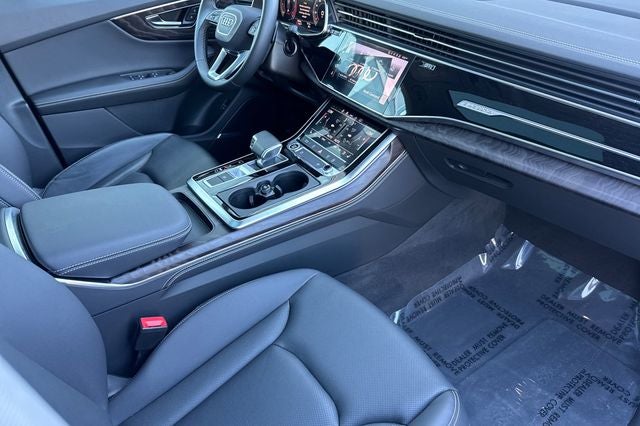 2023 Audi Q8 55 Premium Plus quattro