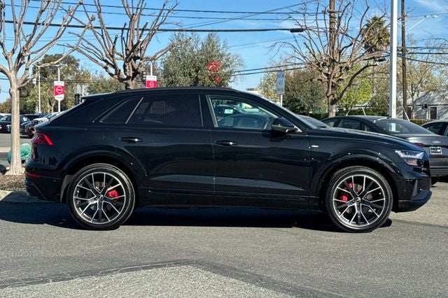 2023 Audi Q8 55 Premium Plus quattro