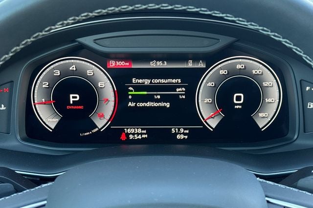 2023 Audi Q8 55 Premium Plus quattro