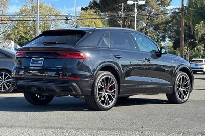 2023 Audi Q8 55 Premium Plus quattro