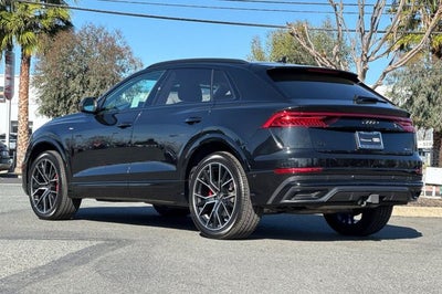 2023 Audi Q8 55 Premium Plus quattro