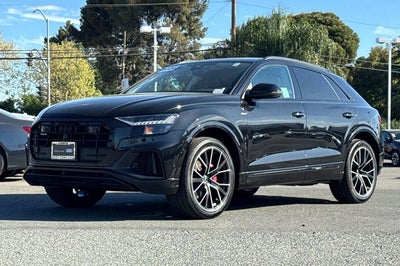 2023 Audi Q8 55 Premium Plus quattro