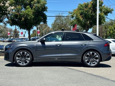2025 Audi Q8 55 Premium Plus quattro