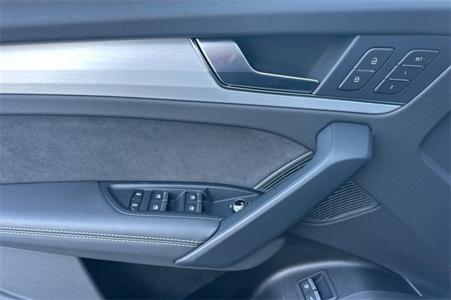 2024 Audi Q5 e 55 Prestige S Line