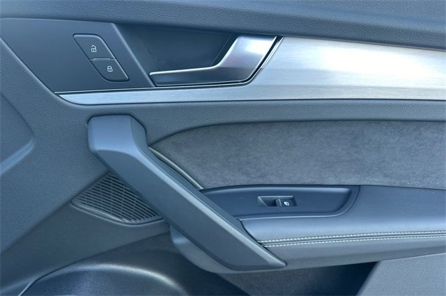 2024 Audi Q5 e 55 Prestige S Line