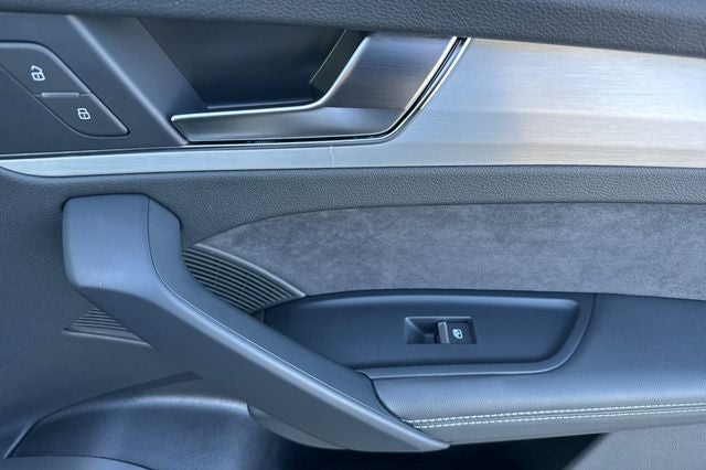 2023 Audi Q5 e 55 Prestige S Line