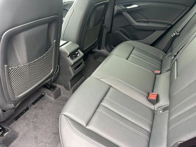 2027 Audi Q6 e-tron Premium quattro