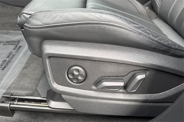 2023 Audi Q5 45 S line Prestige quattro