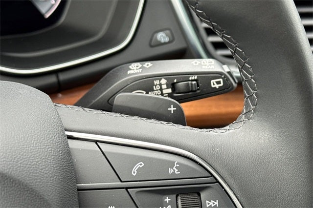 2023 Audi Q5 45 S line Prestige quattro