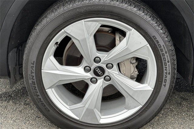 2023 Audi Q5 45 S line Prestige quattro