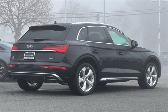 2023 Audi Q5 45 S line Prestige quattro
