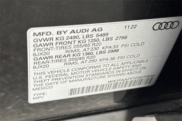 2023 Audi Q5 45 S line Prestige quattro