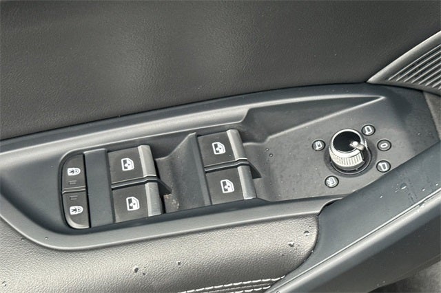 2023 Audi Q5 45 S line Prestige quattro